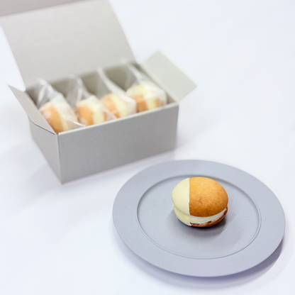 ひだ桃と杏仁の生バターサンド4個入りの商品イメージ