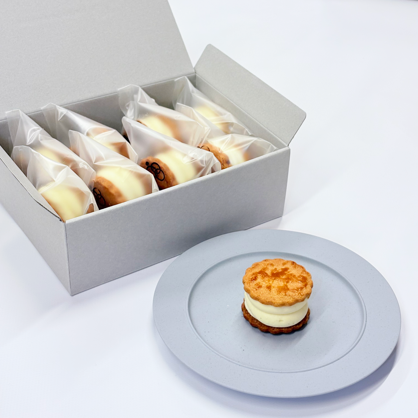 オリジナルのとろける生バターサンド8個入りの商品イメージ