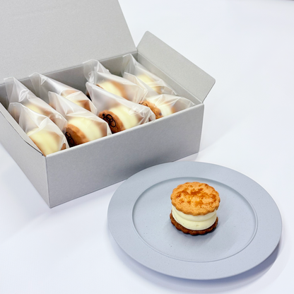 オリジナルのとろける生バターサンド8個入りの商品イメージ