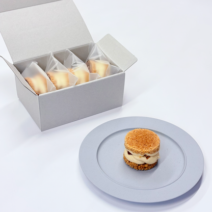 ヘーゼルナッツと焼き芋の生バターサンド4個入りの商品イメージ